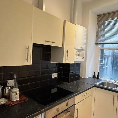 Apartment John Street Flat 2 *